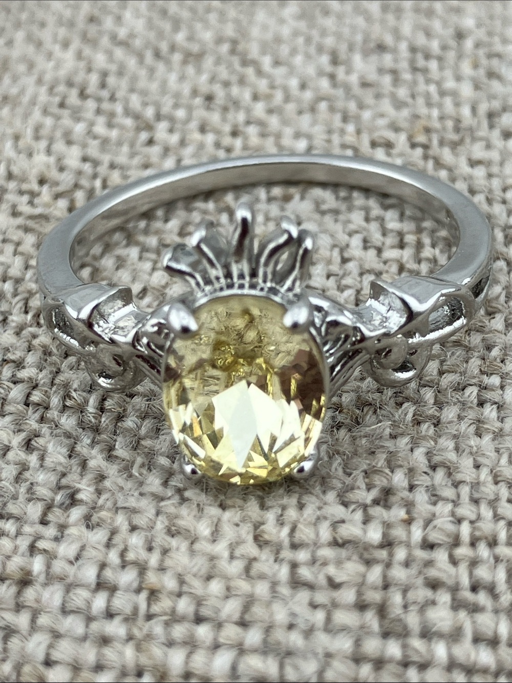 Pandora Silver Ring with Pale Yellow Oval Stone